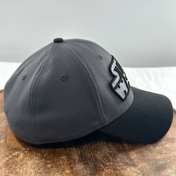 Star Wars Hat New Era 39Thirty One Size Fits Most Baseball Cap - Picture 4 of 10